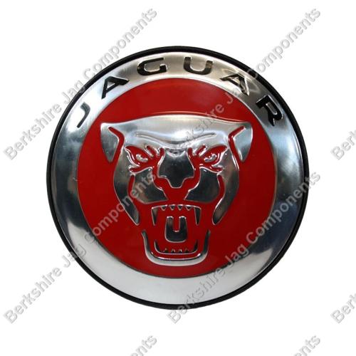 Alloy Wheel Badge Red and Silver C2D47107